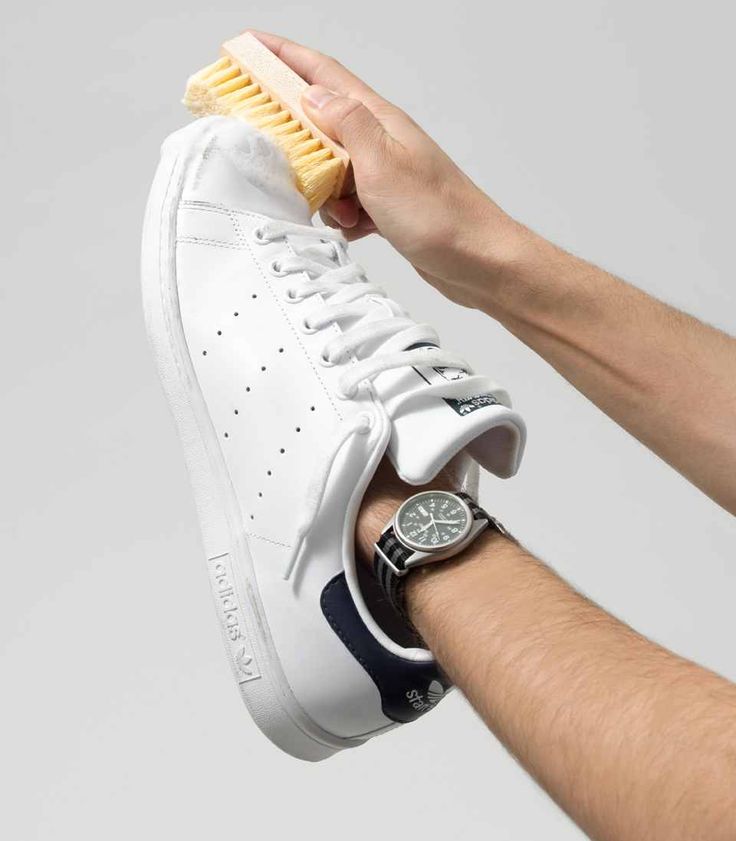 Cleaning sneakers